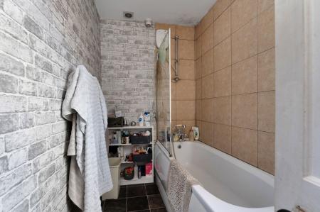 4 bedroom Detached house for sale in Cherryholt Road, Stamford, PE9