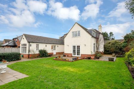 3 bedroom Detached house for sale in Main Road, Tallington, PE9