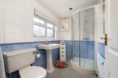 3 bedroom Detached house for sale in Main Road, Tallington, PE9
