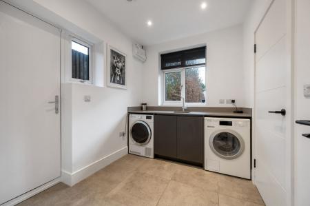 4 bedroom Detached house for sale in Old Great North Road, Stibbington, PE8