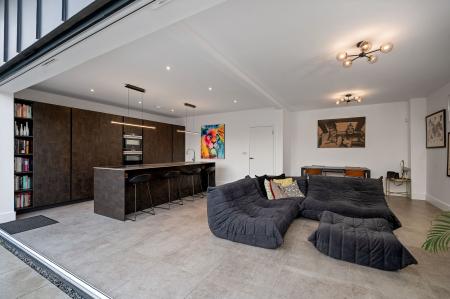 4 bedroom Detached house for sale in Old Great North Road, Stibbington, PE8