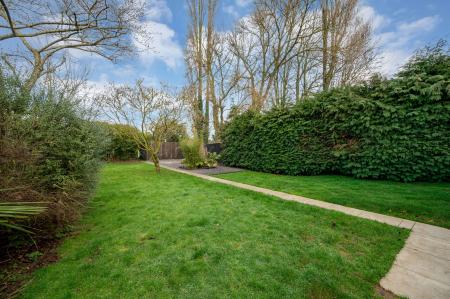 4 bedroom Detached house for sale in Old Great North Road, Stibbington, PE8