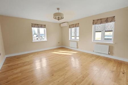 4 bedroom Town house for sale in Woodbridge Mews, Stamford, PE9