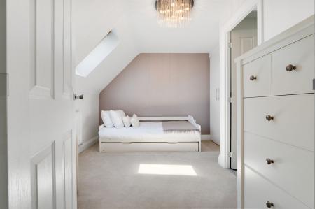 5 bedroom Detached house for sale in Tatum Close, Stamford, PE9