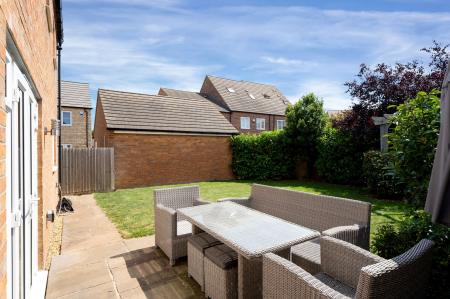 5 bedroom Detached house for sale in Tatum Close, Stamford, PE9