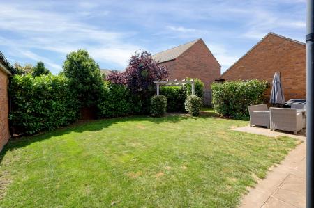 5 bedroom Detached house for sale in Tatum Close, Stamford, PE9