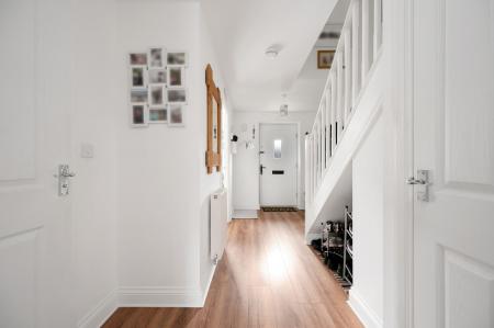 2 bedroom Terraced House for sale in Groves Crescent, Stamford, PE9