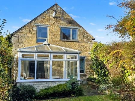 2 bedroom Detached house for sale in Austin Street, Stamford, PE9