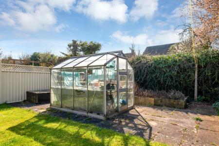 3 bedroom Semi-detached house for sale in Chatsworth Road, Stamford, PE9