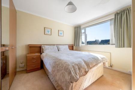 3 bedroom Semi-detached house for sale in Chatsworth Road, Stamford, PE9