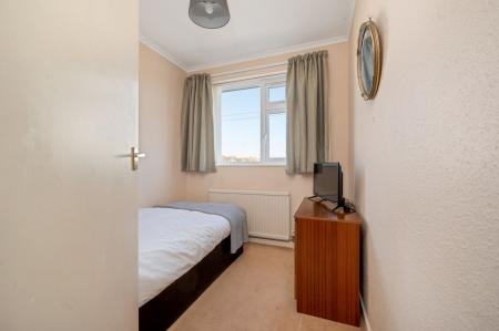 3 bedroom Semi-detached house for sale in Chatsworth Road, Stamford, PE9