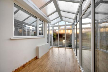 2 bedroom Terraced House for sale in New Cross Road, Stamford, PE9