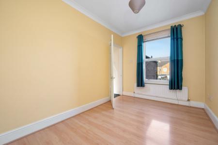 2 bedroom Terraced House for sale in New Cross Road, Stamford, PE9