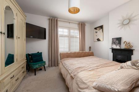 2 bedroom Terraced House for sale in Ryhall Road, Stamford, PE9