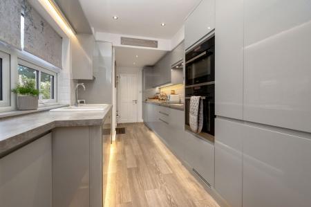 2 bedroom Terraced House for sale in Ryhall Road, Stamford, PE9