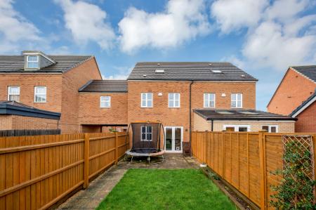 3 bedroom Terraced House for sale in Jackson Way, Stamford, PE9