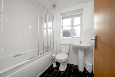 3 bedroom Terraced House for sale in Jackson Way, Stamford, PE9
