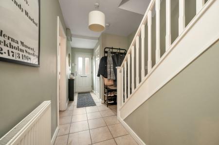 3 bedroom Semi-detached house for sale in Ross Drive, Stamford, PE9