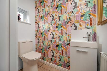 3 bedroom Semi-detached house for sale in Ross Drive, Stamford, PE9