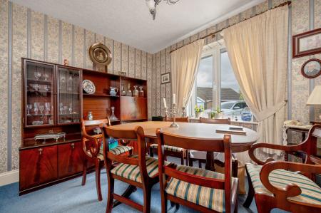 2 bedroom Semi-detached house for sale in Waverley Place, Stamford, PE9