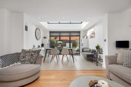 3 bedroom Terraced House for sale in Little Casterton Road, Stamford, PE9