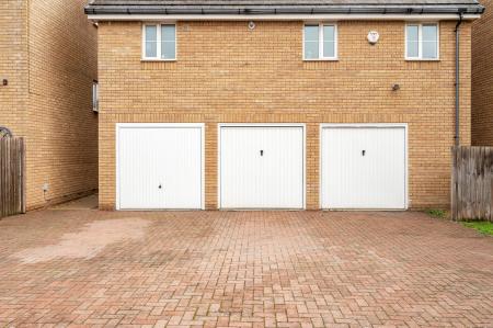 3 bedroom Terraced House for sale in Little Casterton Road, Stamford, PE9