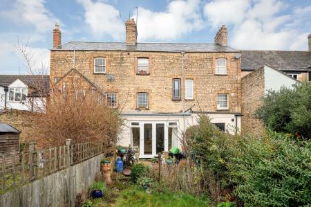 3 bedroom Terraced House for sale in St. Leonards Street, Stamford, PE9