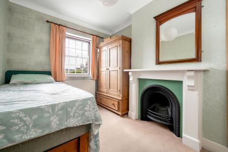 3 bedroom Terraced House for sale in St. Leonards Street, Stamford, PE9
