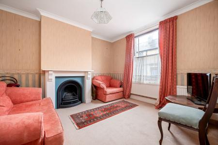 3 bedroom Terraced House for sale in St. Leonards Street, Stamford, PE9