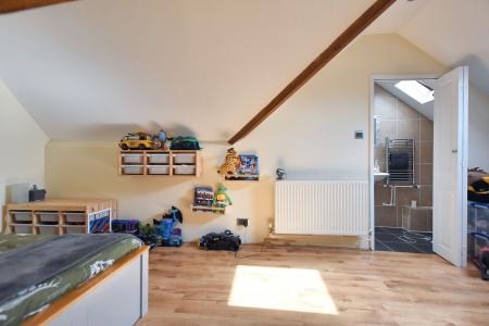 3 bedroom Terraced House for sale in Conduit Road, Stamford, PE9