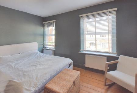 3 bedroom Terraced House for sale in Conduit Road, Stamford, PE9