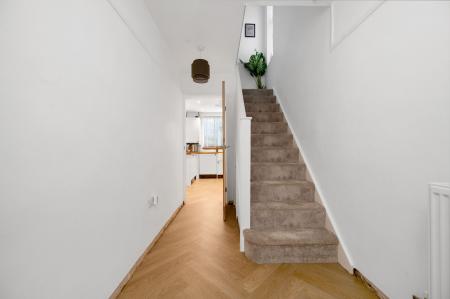 3 bedroom Semi-detached house for sale in Lonsdale Road, Stamford, PE9