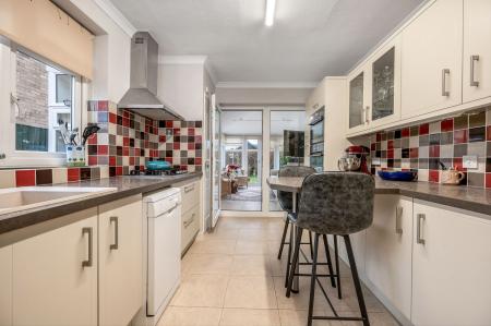 2 bedroom Detached bungalow for sale in St. Johns Close, Ryhall, PE9