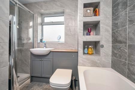 3 bedroom Semi-detached house for sale in Braemar Close, Stamford, PE9