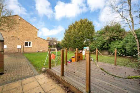 3 bedroom Semi-detached house for sale in Braemar Close, Stamford, PE9