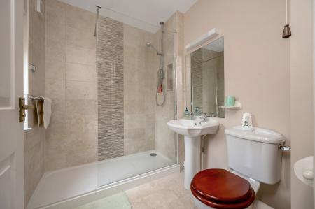 3 bedroom Terraced House for sale in Watergate, Stamford, PE9