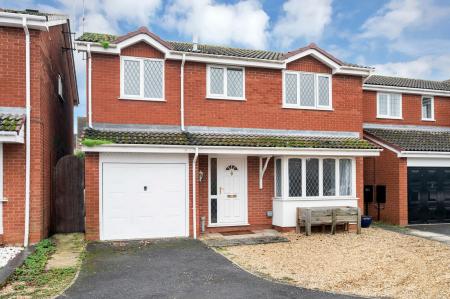 Woodhead Close, Stamford, PE9