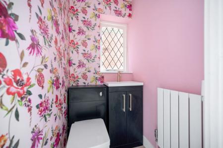 4 bedroom Detached house for sale in Woodhead Close, Stamford, PE9