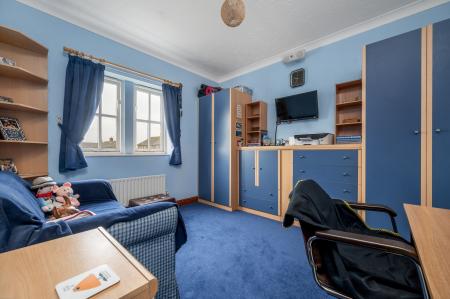 4 bedroom Semi-detached house for sale in Highgate Green, Elton, PE8