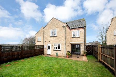 4 bedroom Semi-detached house for sale in Highgate Green, Elton, PE8