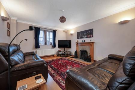 4 bedroom Semi-detached house for sale in Highgate Green, Elton, PE8