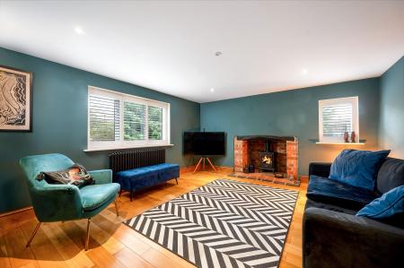 3 bedroom Detached house for sale in Denford Road, Ringstead, NN14