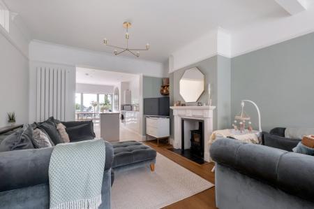 3 bedroom Semi-detached house for sale in Conduit Road, Stamford, PE9