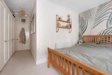 3 bedroom Semi-detached house for sale in Conduit Road, Stamford, PE9