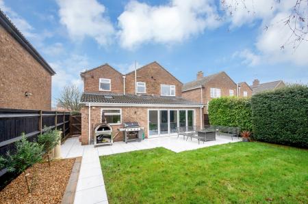 4 bedroom Detached house for sale in Cedar Road, Stamford, PE9