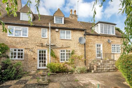 3 bedroom Cottage for sale in Austin Street, Stamford, PE9