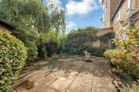 3 bedroom Cottage for sale in Austin Street, Stamford, PE9