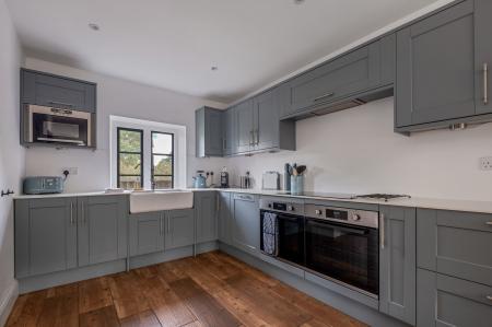 4 bedroom Detached house for sale in Barnack Road, Uffington, PE9