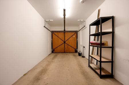 4 bedroom Town house for sale in Anseres Place, Stamford, PE9