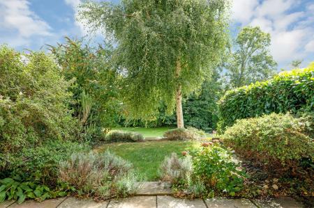 4 bedroom Town house for sale in Anseres Place, Stamford, PE9